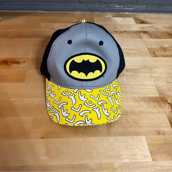 NWOT Classic TV Series Batman Loot Crate Hat Bat Symbol Baseball Cap - Picture 1 of 4